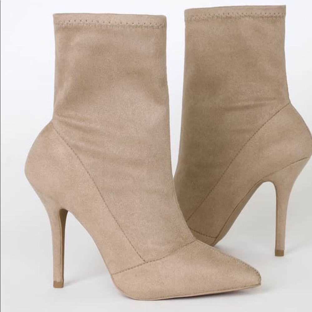 New pointed sock boots